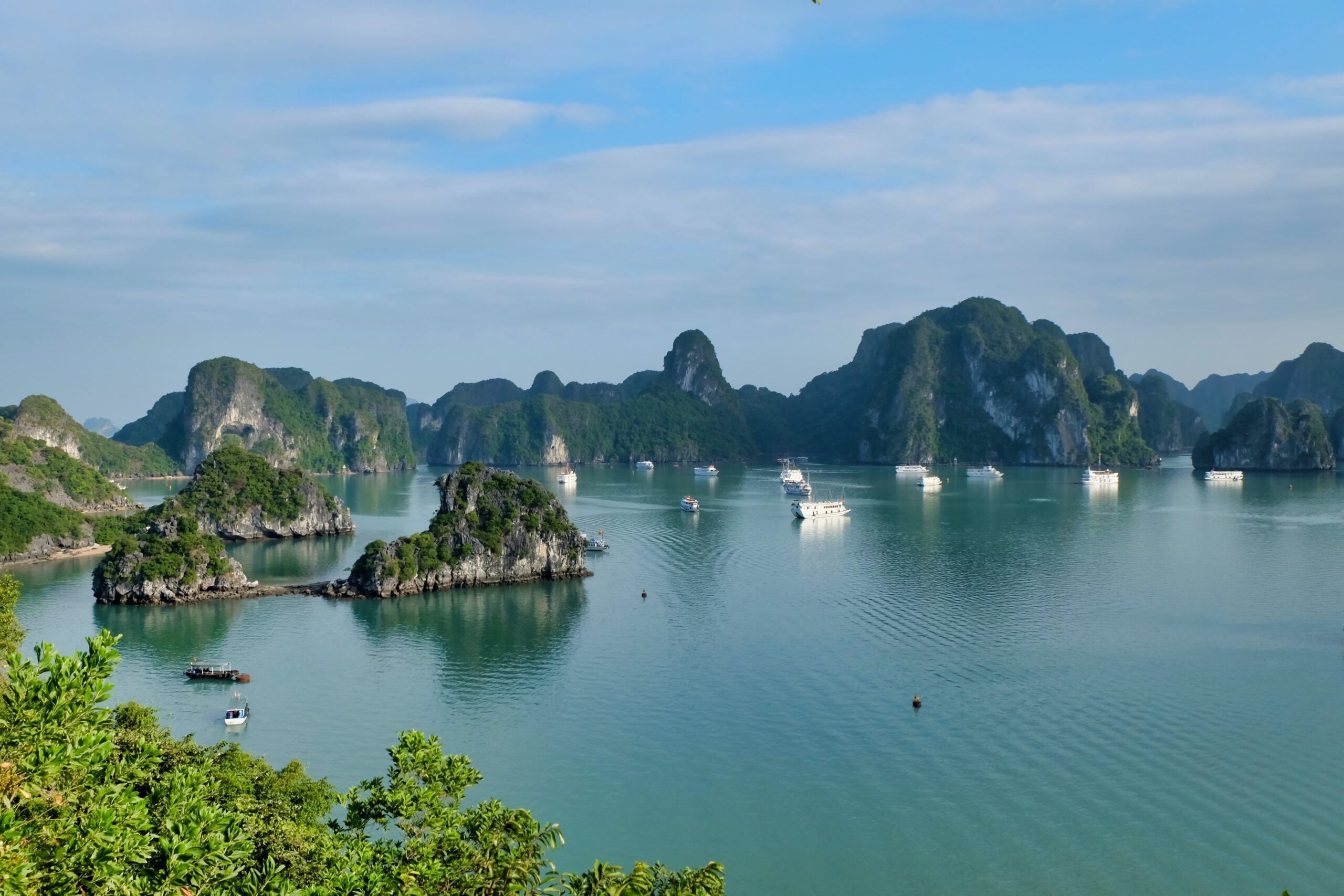 Ha Long Bay Vietnam highlights